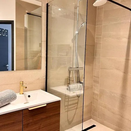 Exception- 6 Pers Neuf Hyper Centre - Clim *